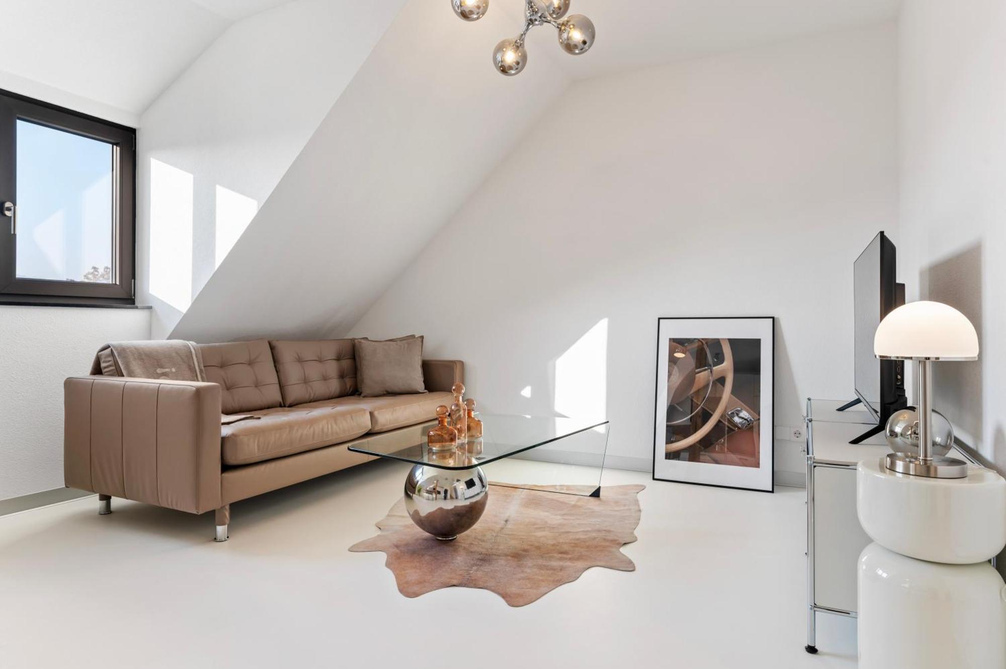 Stuttgart Lux Living - Stilvolles Wohnen Im Zentrum Room photo