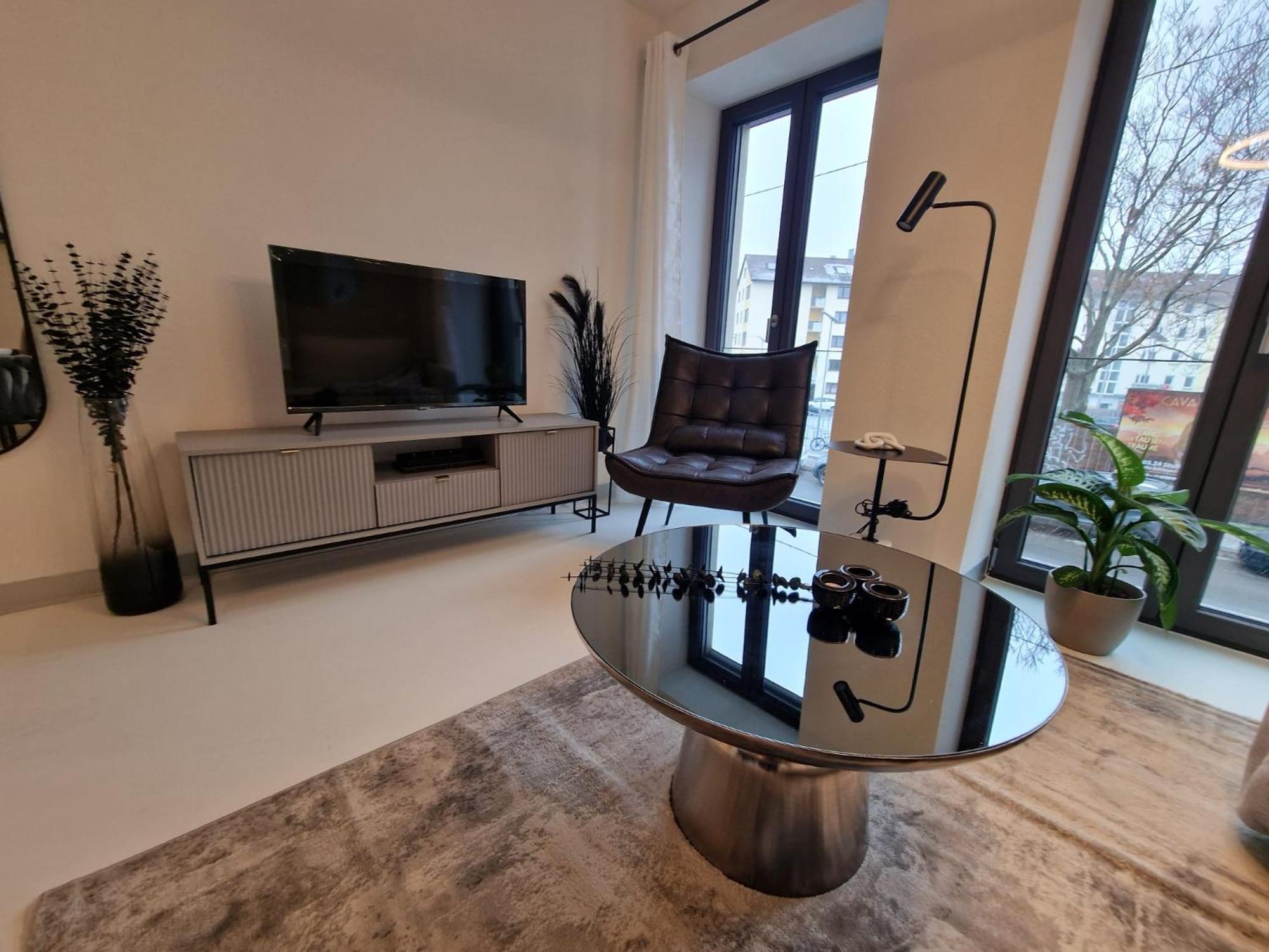 Stuttgart Lux Living - Stilvolles Wohnen Im Zentrum Room photo