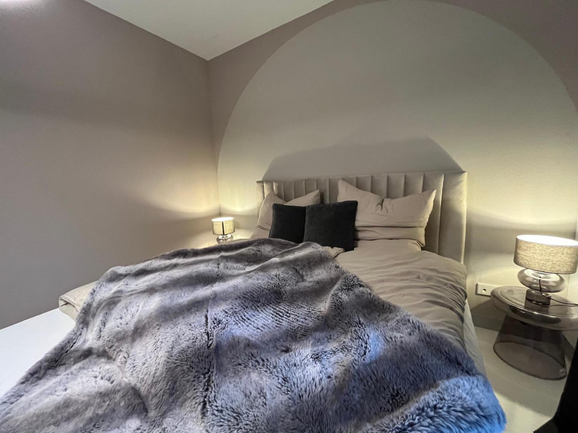 Stuttgart Lux Living - Stilvolles Wohnen Im Zentrum Room photo