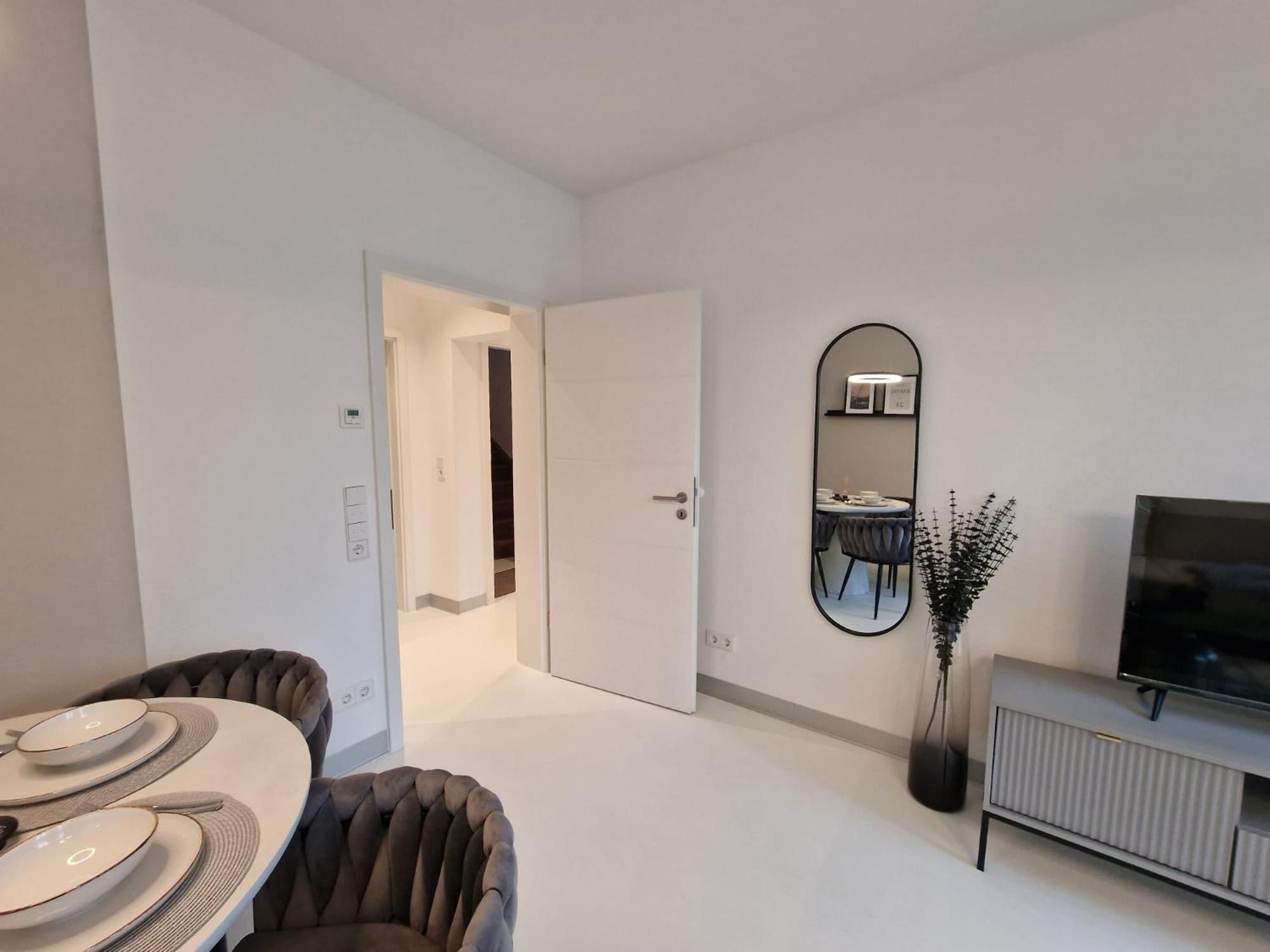 Stuttgart Lux Living - Stilvolles Wohnen Im Zentrum Room photo