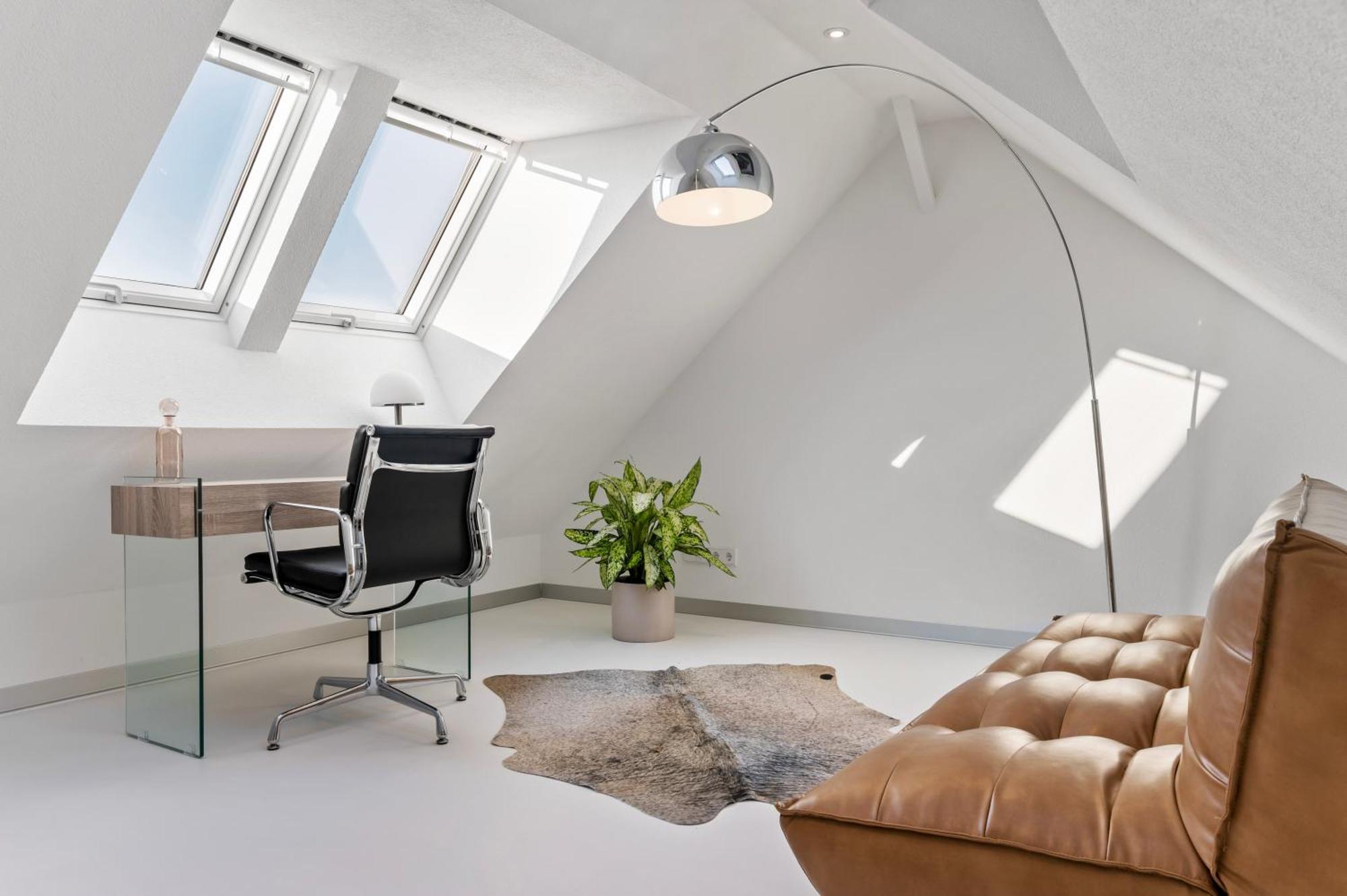 Stuttgart Lux Living - Stilvolles Wohnen Im Zentrum Room photo