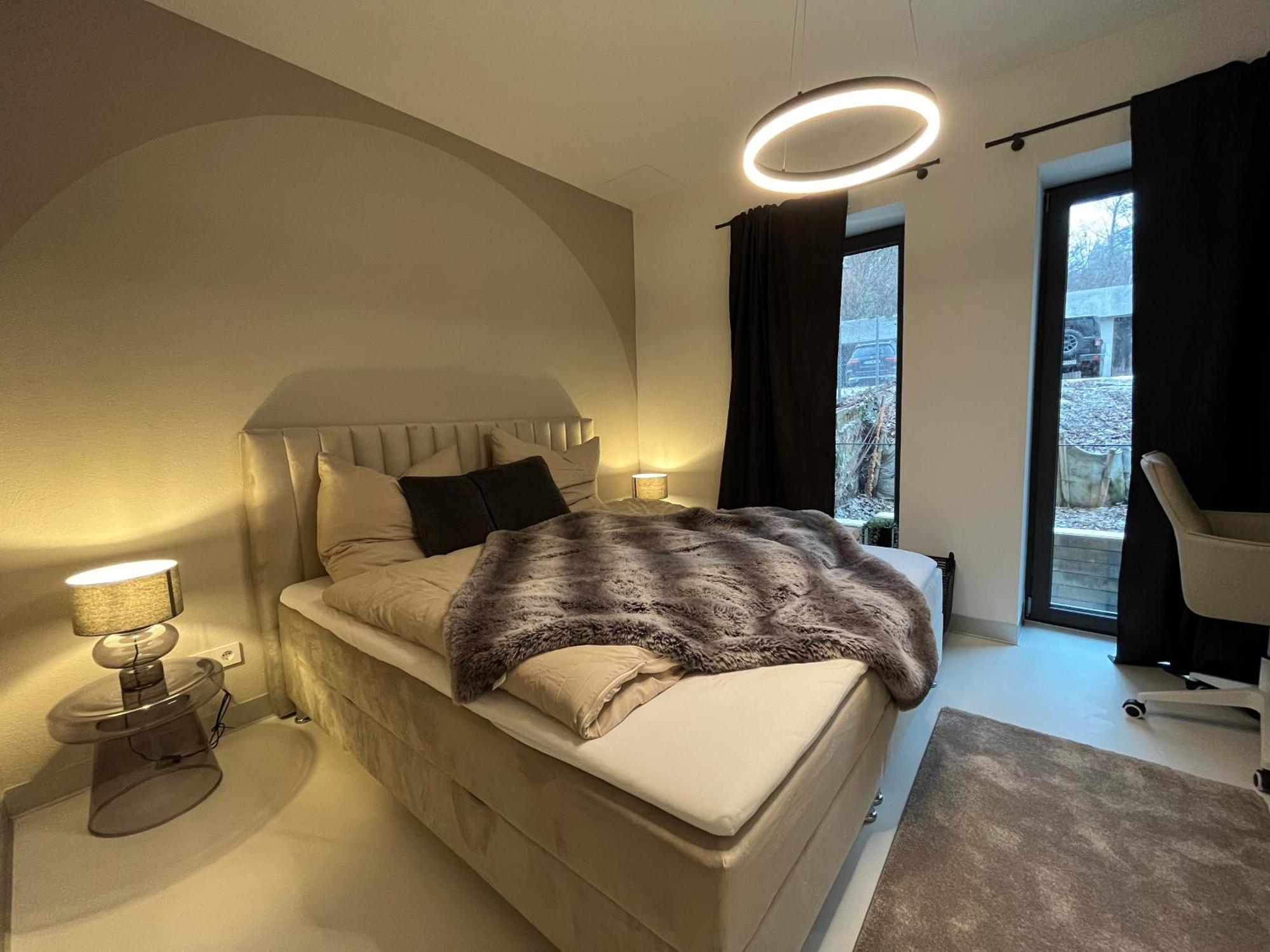 Stuttgart Lux Living - Stilvolles Wohnen Im Zentrum Room photo
