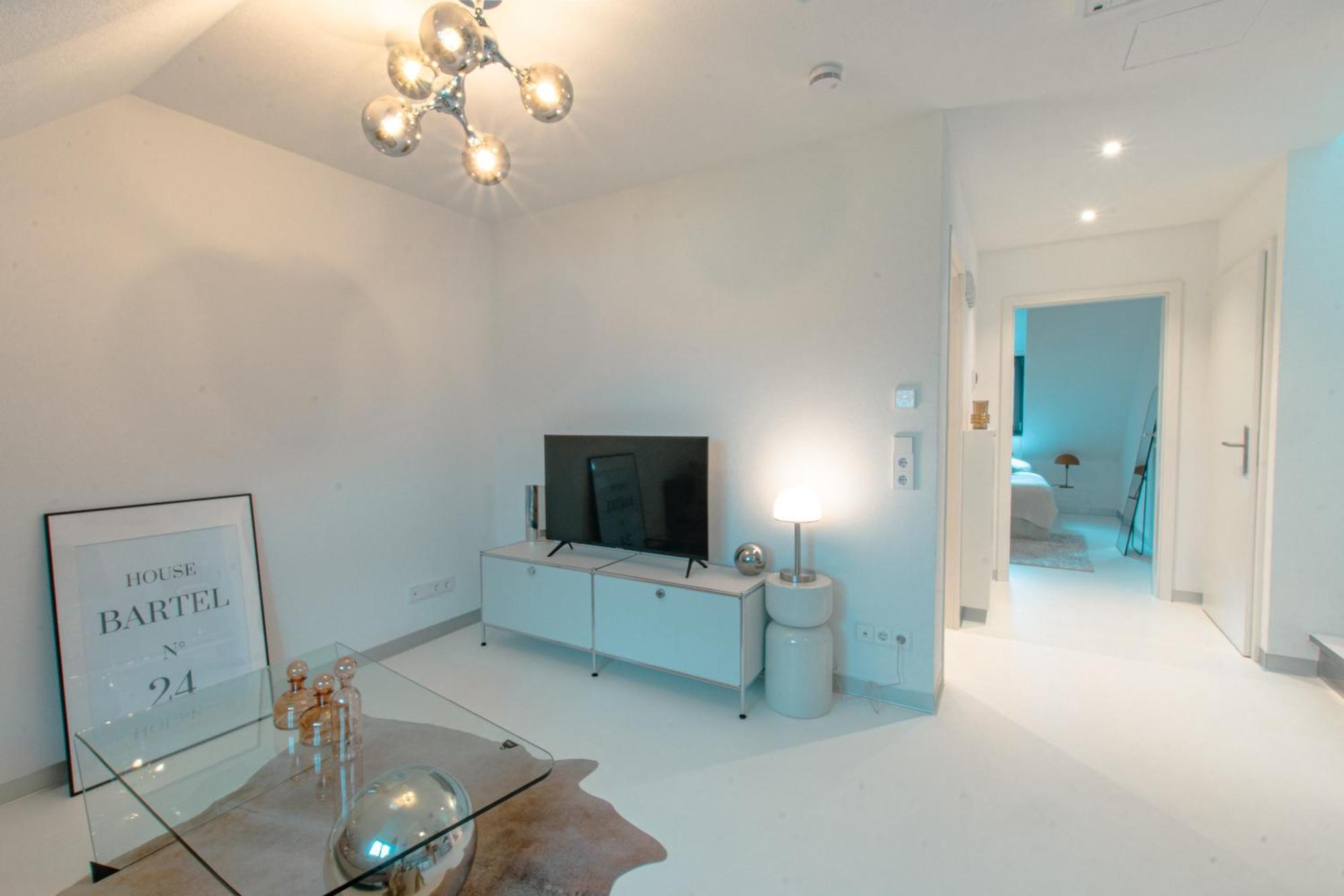 Stuttgart Lux Living - Stilvolles Wohnen Im Zentrum Room photo