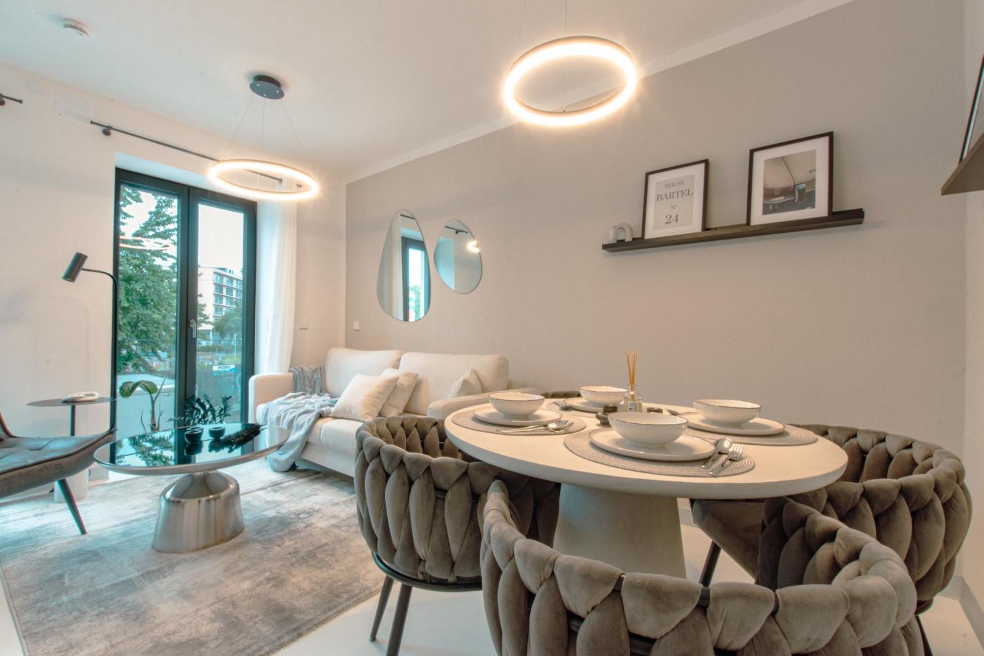 Stuttgart Lux Living - Stilvolles Wohnen Im Zentrum Exterior photo