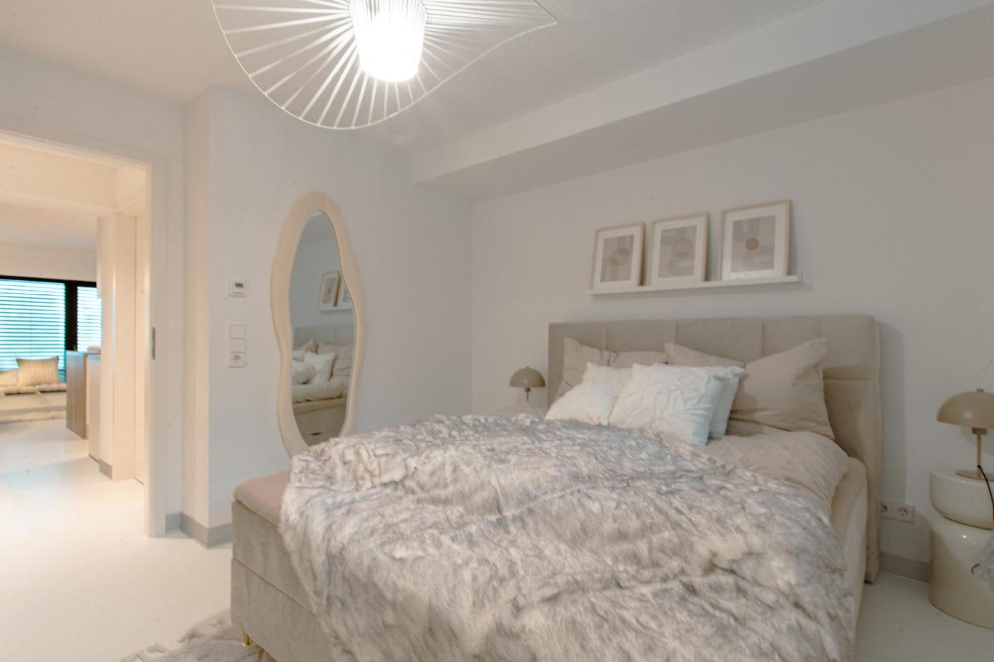 Stuttgart Lux Living - Stilvolles Wohnen Im Zentrum Room photo
